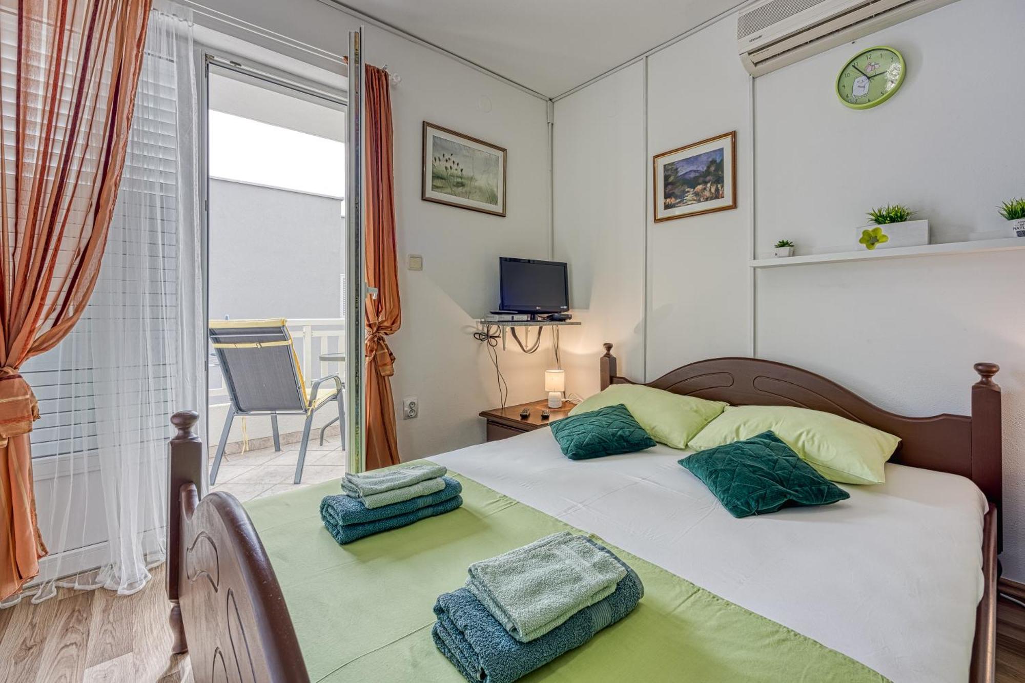 Studio Apartmani Ivanda Makarska Exterior foto