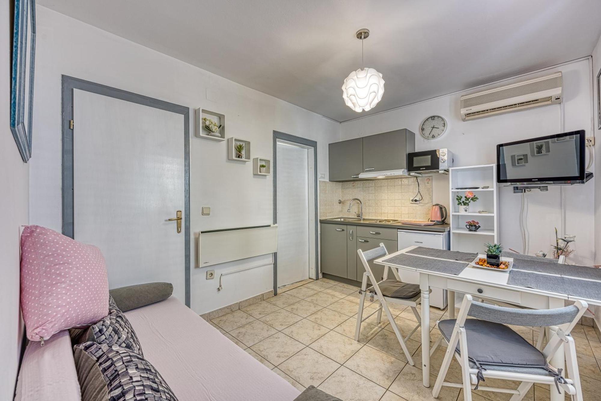 Studio Apartmani Ivanda Makarska Exterior foto